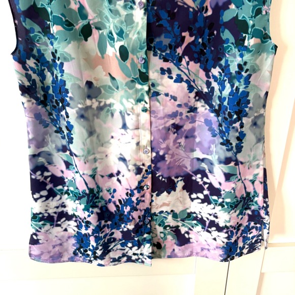 NWT Talbots Women's Purple Watercolor Sleeveless Blouse in Size 10 - Picture 8 of 9